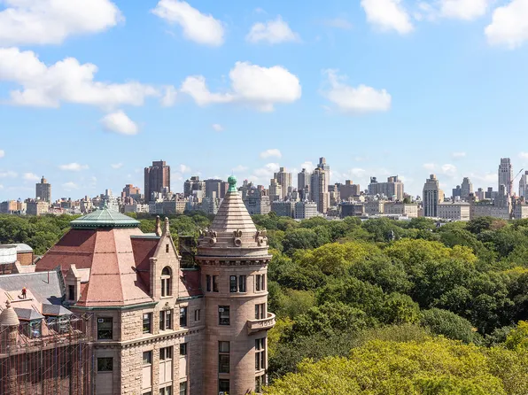 40 West 77th Street image 3 of 12