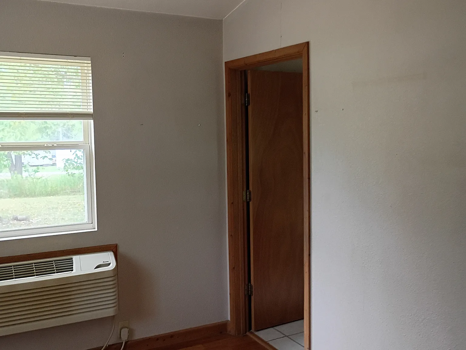 Red Door Apartments — Photo 2