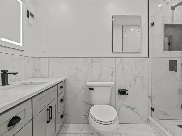 1655 Flatbush Avenue image 14 of 23