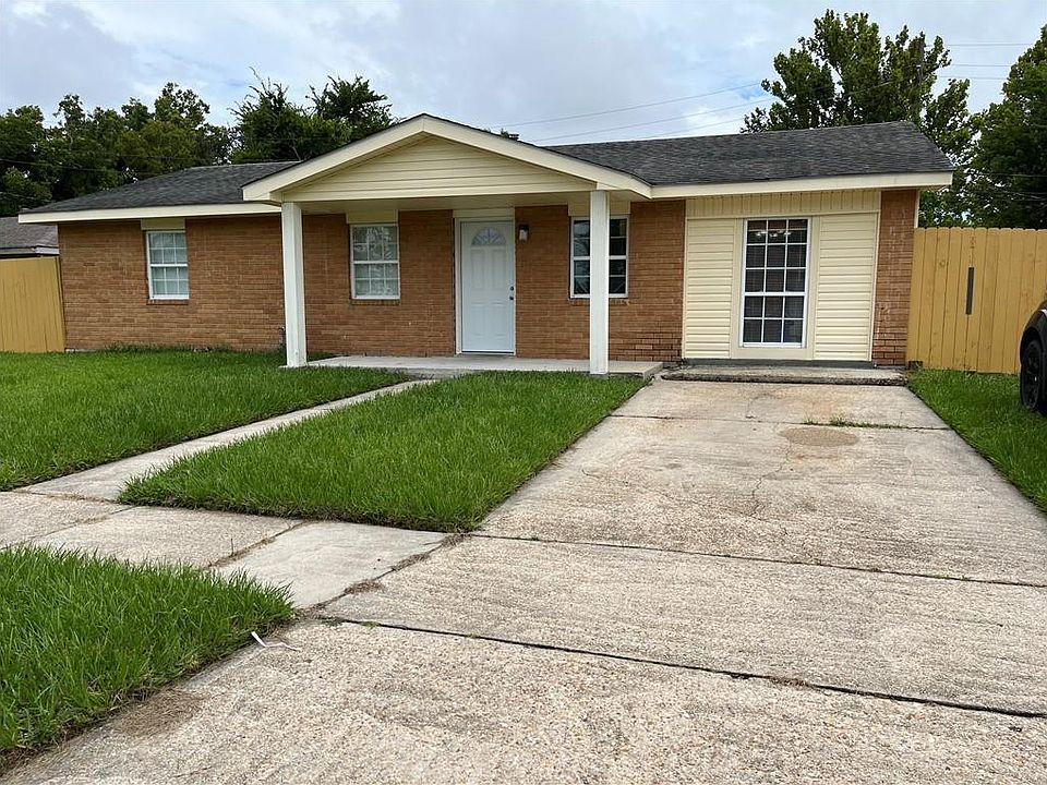 1st image of 1805 Kingfisher Dr