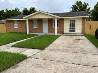 1805 Kingfisher Dr, Saint Bernard, LA 70085