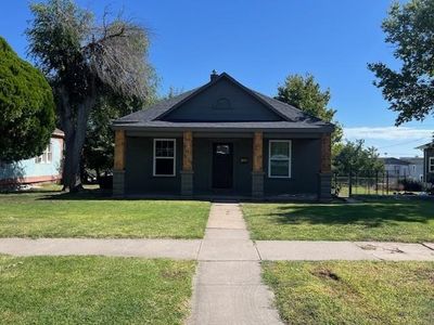 806 5th Ave, Dodge City, KS, 67801