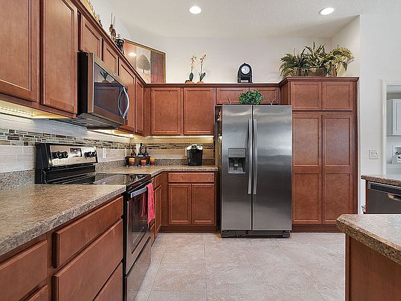 5th image of 3445 Allison Pl