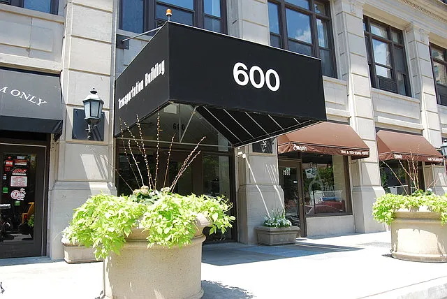 600 S Dearborn St #511