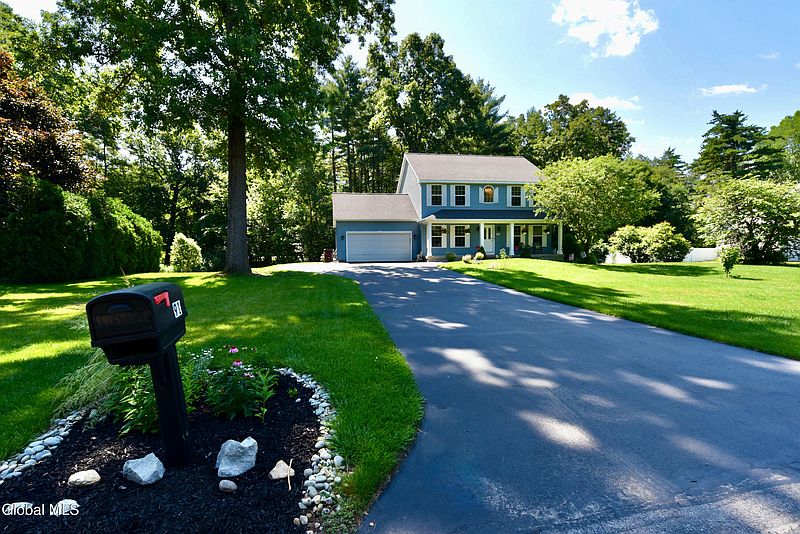 3rd image of 91 Cobble Hill Drive