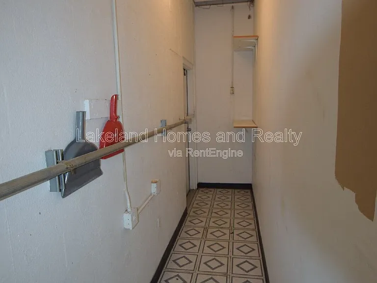 835 N Lake Parker Ave — Photo 10