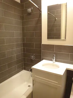 Rented by Paley Management | media 32