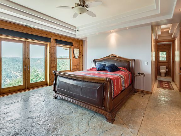 4th image of 4776 Hida Way