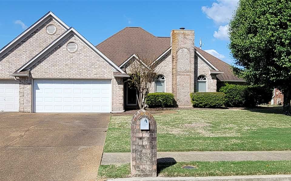 1st image of 4471 Whispering Bend Dr