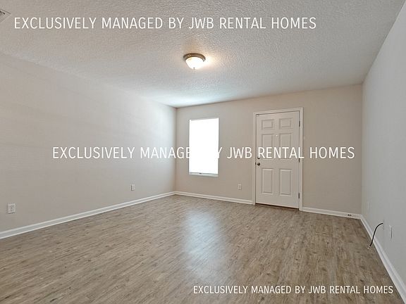 3rd image of 8447 McGirts Village Ln