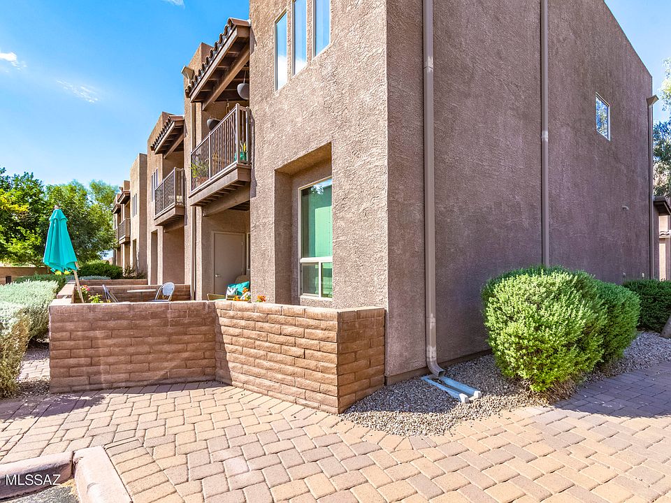 1st image of 4146 N Thurston Ln Unit 100