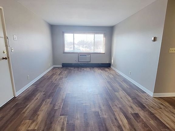2nd image of 1612 8th St N #67