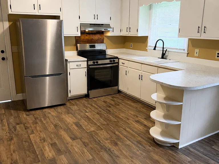 2622 Red Oak Rd — Photo 3