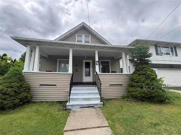 1602 Jenkins St, Endicott, NY 13760