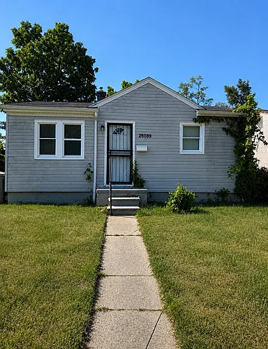 26089 Lehigh St Photo 1
