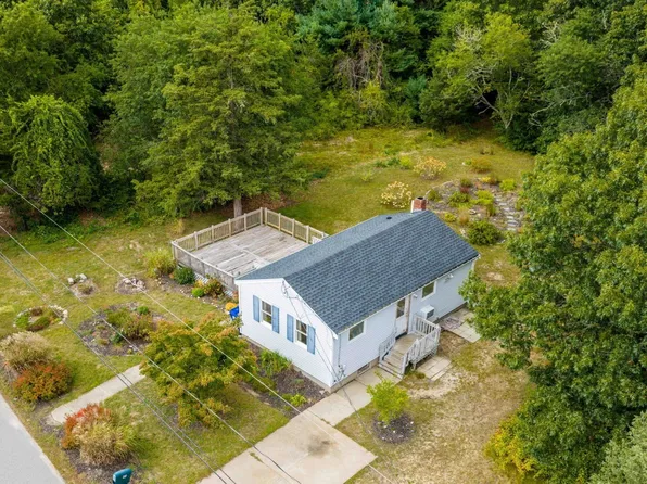 44 Avenue A St, Wareham, MA 02571
