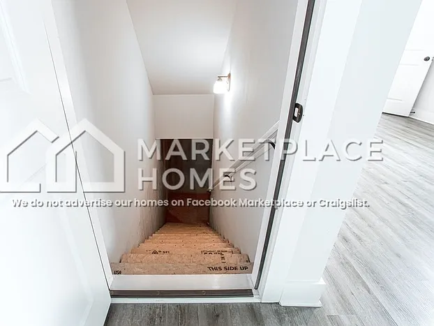 185 Russell Way — Photo 45