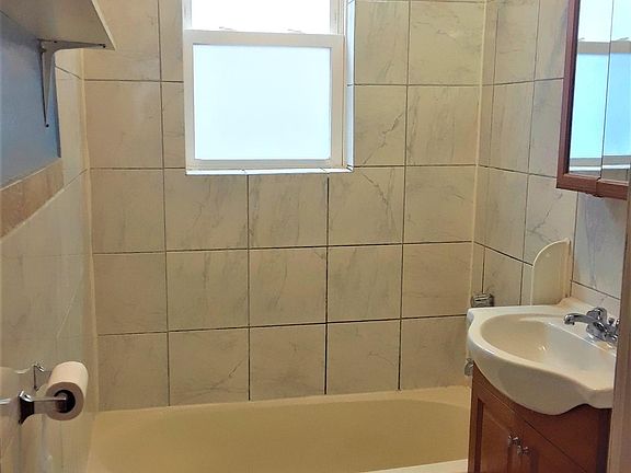 5th image of 1723 N Menard Ave #1