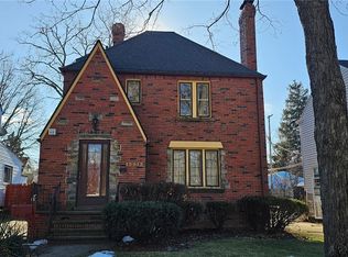 15812 Judson Dr, Cleveland, OH 44128