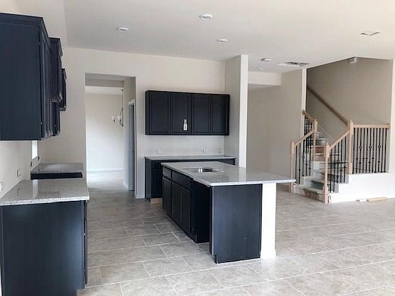 3rd image of 603 Linares Ln