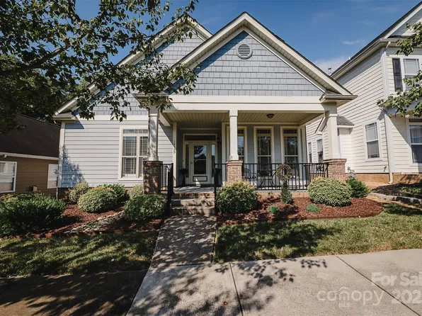 14109 Magnolia Bend Dr, Huntersville, NC 28078