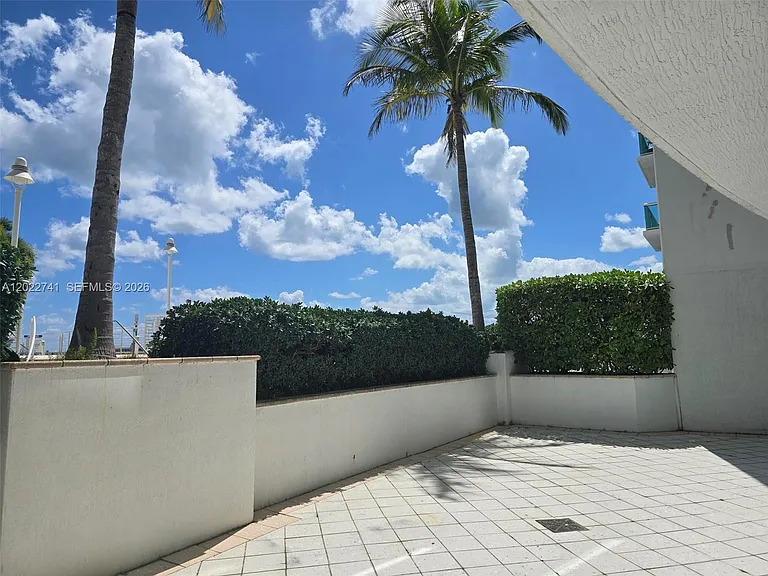 7900 Harbor Island Dr #523 — Photo 7