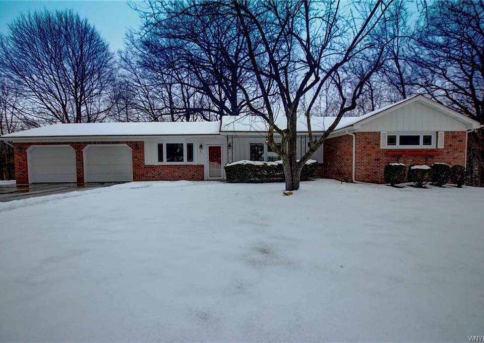 1st image of 421 Hilltop Dr