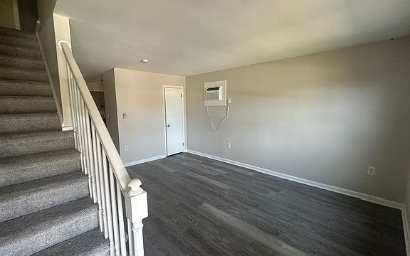 4th image of 1512 Mediterranean Ave #A