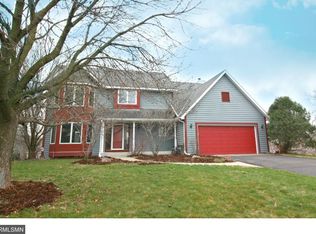 9656 Hillingdon Rd, Woodbury, MN 55125