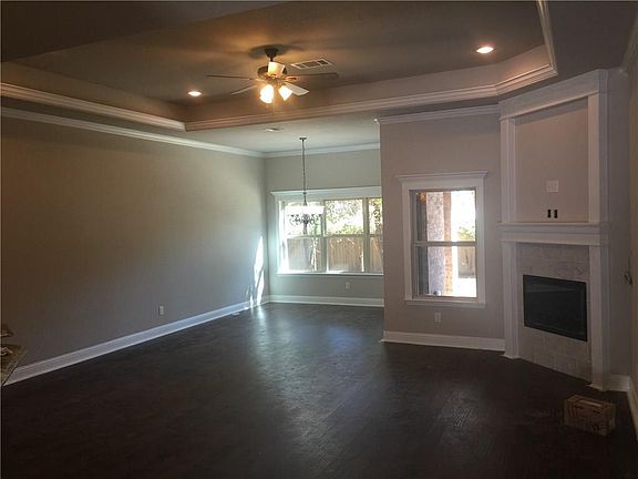 2nd image of 1516 Sea Breeze Ln