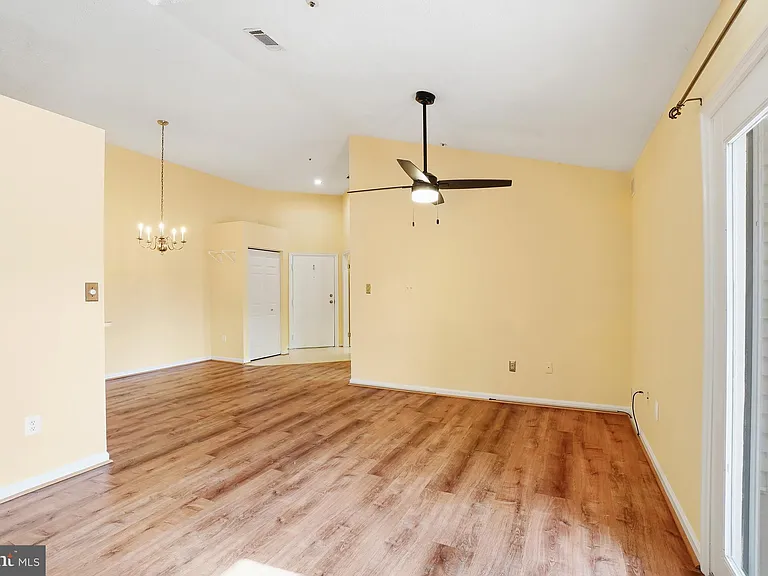 12220 Eagles Nest Ct #L — Photo 10