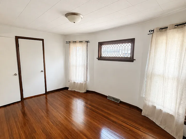 409 N Center St #3 — Photo 10