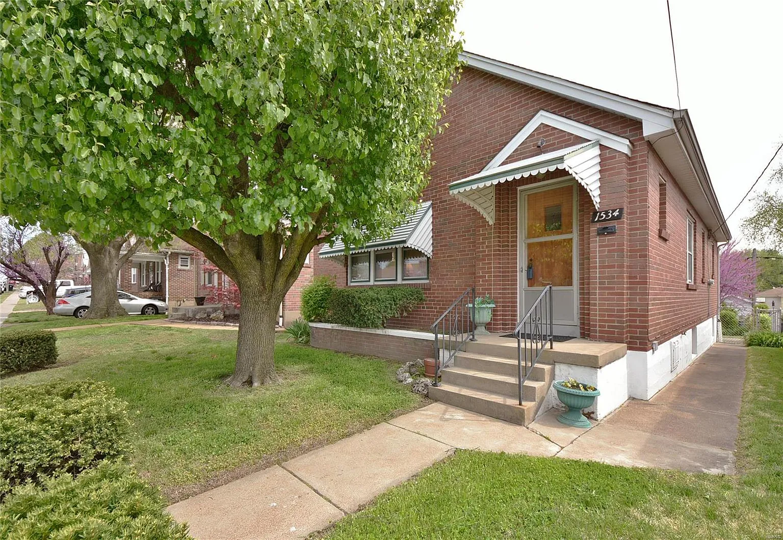 1534 Telegraph Rd photo 1