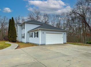 85 Kimberly Dr, West Greenwich, RI 02817