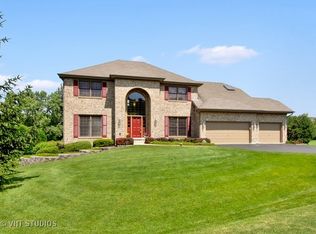 6N688 Denker Ln, Saint Charles, IL 60175