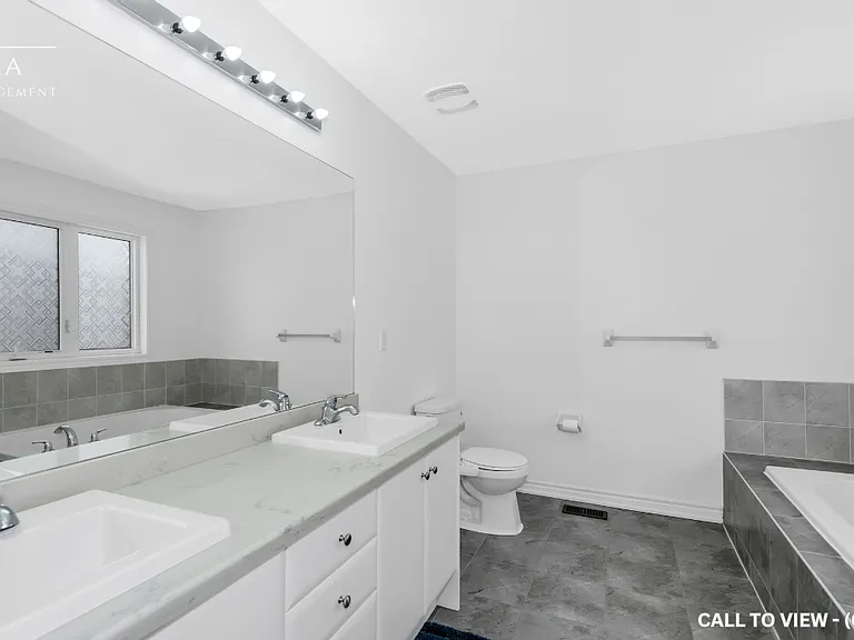 1252 Peelar Cres — Photo 17