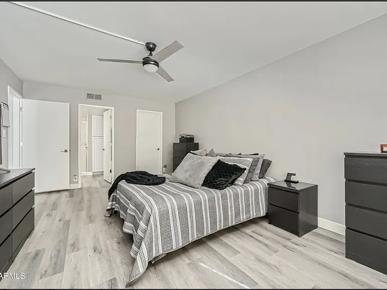 7940 E Camelback Rd #102 — Photo 5