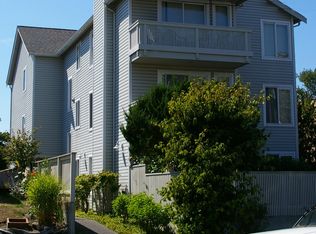 2827 62nd Ave SW APT 101, Seattle, WA 98116