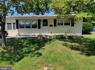 19 Indian Queen Ln, Maple Shade, NJ 08052