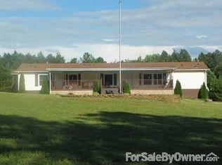 608 Dixie Bridge Rd, Brodnax, VA 23920