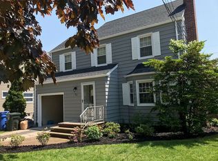 53 Elycroft Pkwy, Rutherford, NJ 07070