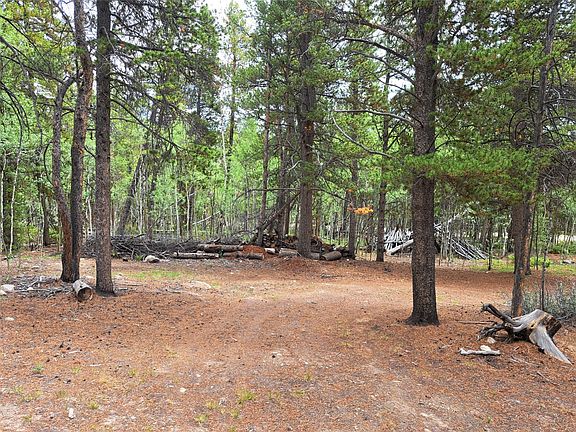3rd image of 1201 Beaver Creek Road