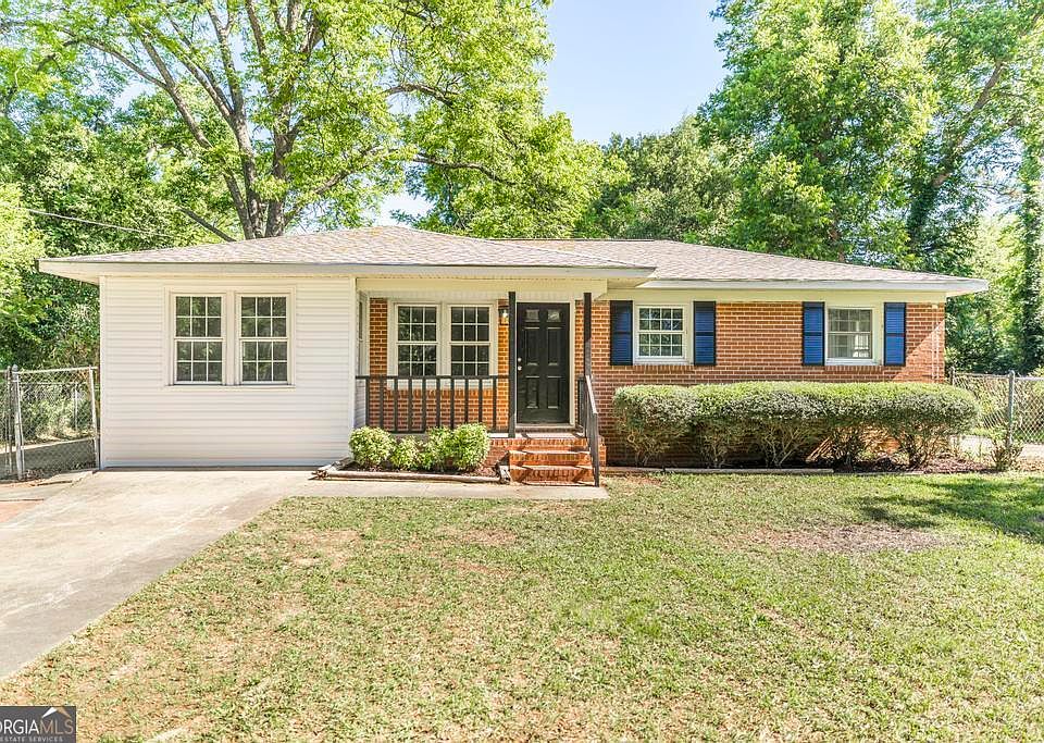 1st image of 96 Ravenwood Way