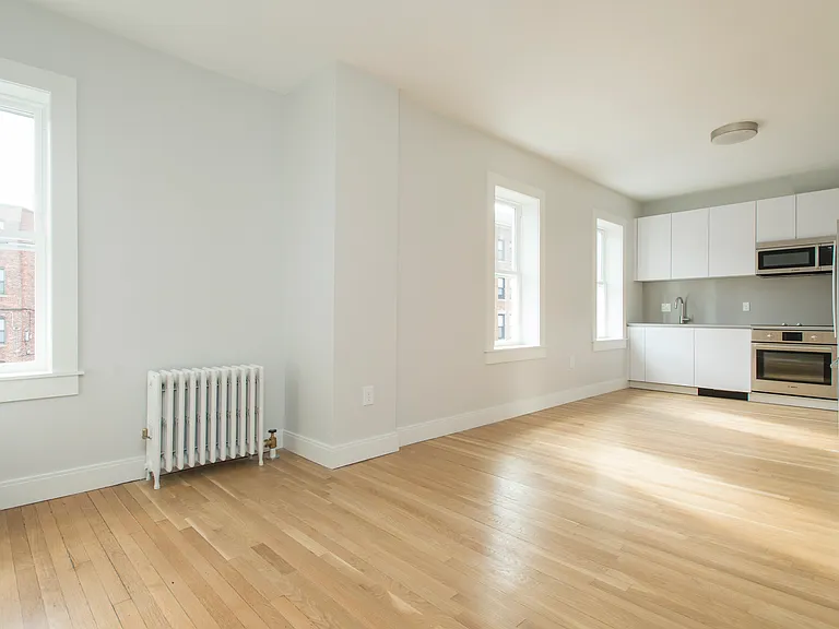 31 South St #7 — Photo 7