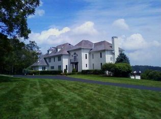 28 Still Hollow Rd, Lebanon, NJ 08833