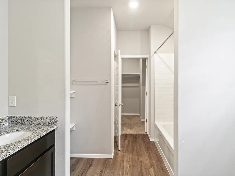 3700 S 1st Pl — Photo 10