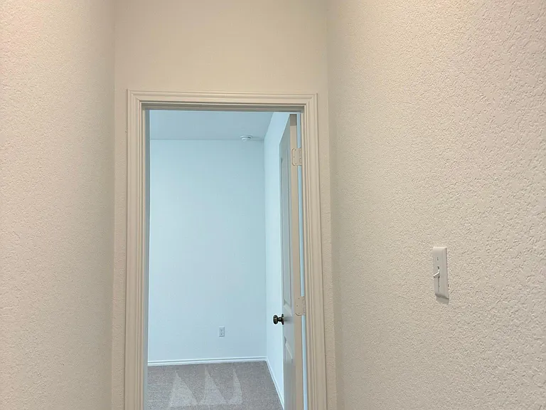 124 Dollars Dr — Photo 18