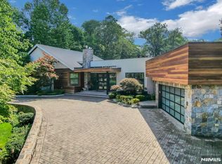 34 Warren Ln, Alpine, NJ 07620