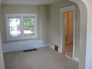 4th image of 3119 W 98th St