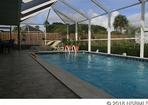 3rd image of 824 E 18th Ave